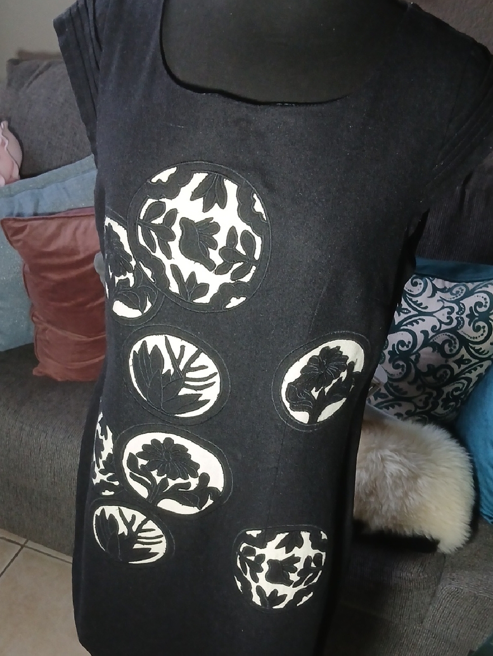 Nicola Berti Appliqué Shift Dress